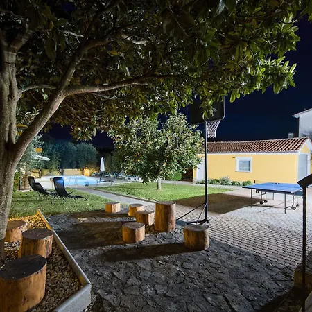 Charmante Familienvilla Fuer 14 Personen In Der Naehe Von By Interhome * Porec