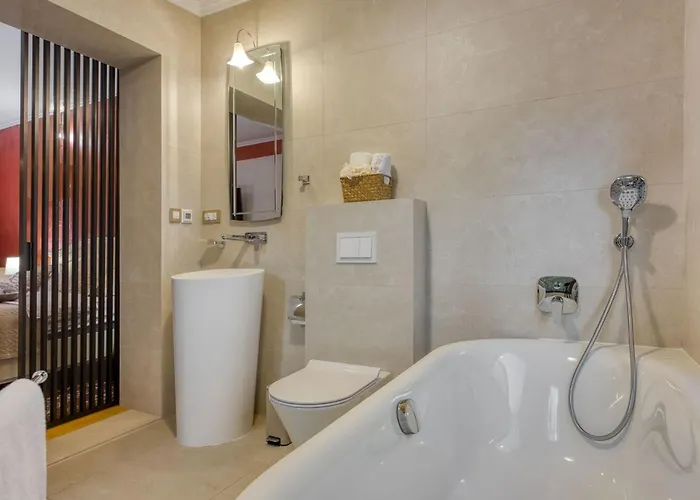 Tatil Evi Charmante Familienvilla Fuer 14 Personen In Der Naehe Von By Interhome Poreč