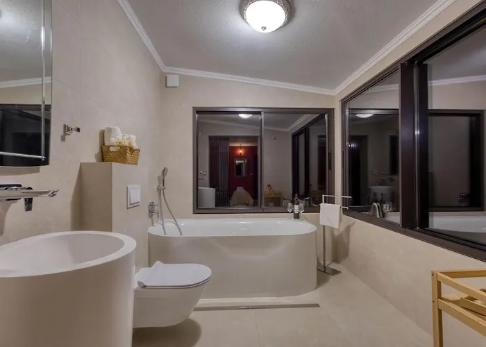 別荘 Charmante Familienvilla Fuer 14 Personen In Der Naehe Von By Interhome